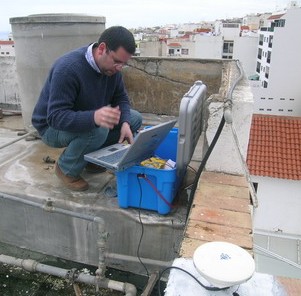 20060222161513-investigadores-universidad-de-cadiz-en-icod.jpg