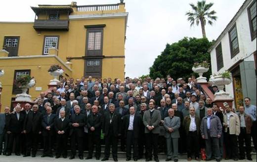 20060510142701-encuentrodiocesanoenicoddelosvinos.jpg
