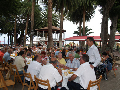 20080506173134-mayores-de-arciprestazgo-de-tacoronte-en-icod.jpg