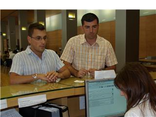 20080507173226-concejalespopulares-los-relajos-en-cabildo.jpg